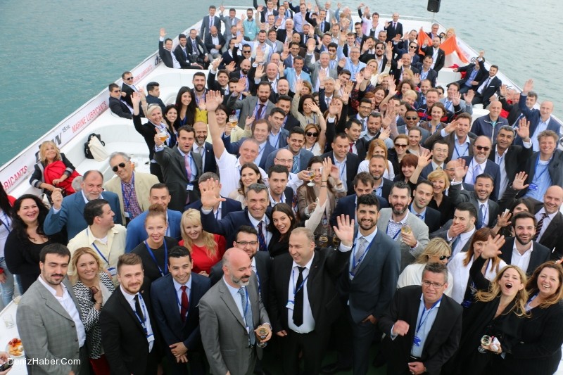 Dew Marine Bunker Konuklarına Boğazı Gezdirdi